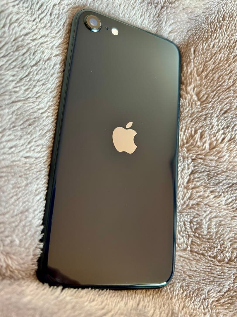 iPhone SE 第3世代 (SE3) ブラック 64GB SIMフリー 本体