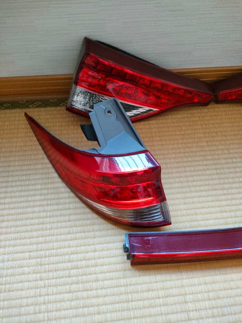 エスティマ50中期テールランプ 5点セット 赤
