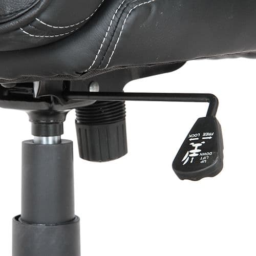 《新品・送料無料》レーシングチェアー サーキット BK