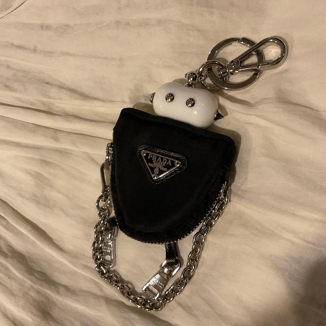 PRADA ノベルティ　キーホルダー