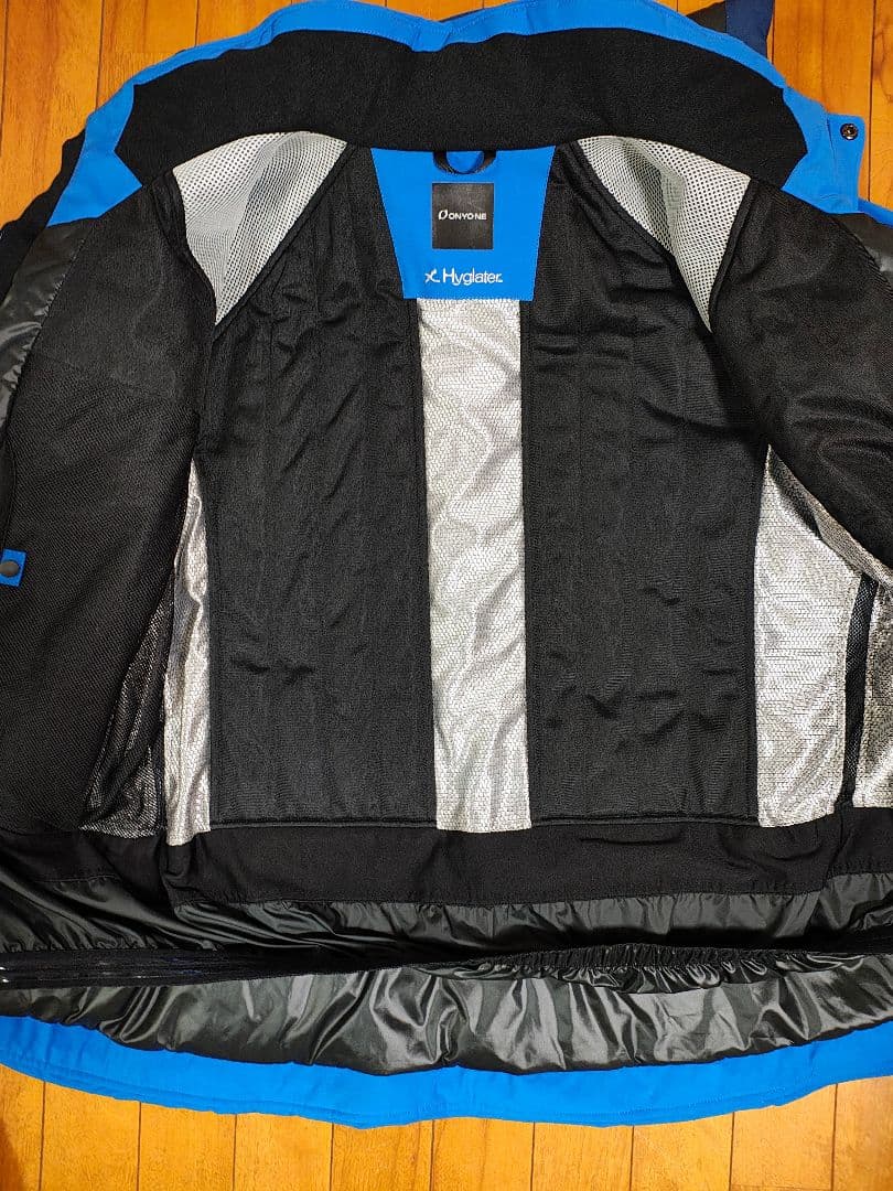 サロモン/オンヨネ　スキーウェア　ジャケット＆パンツセット【L】