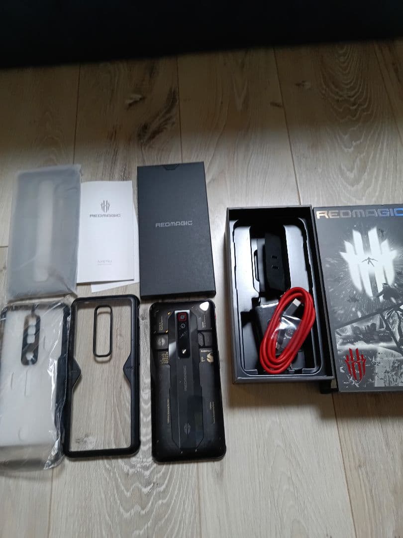 [国内版]nubia製ゲーミングスマホ Redmagic7 18GB/256GB