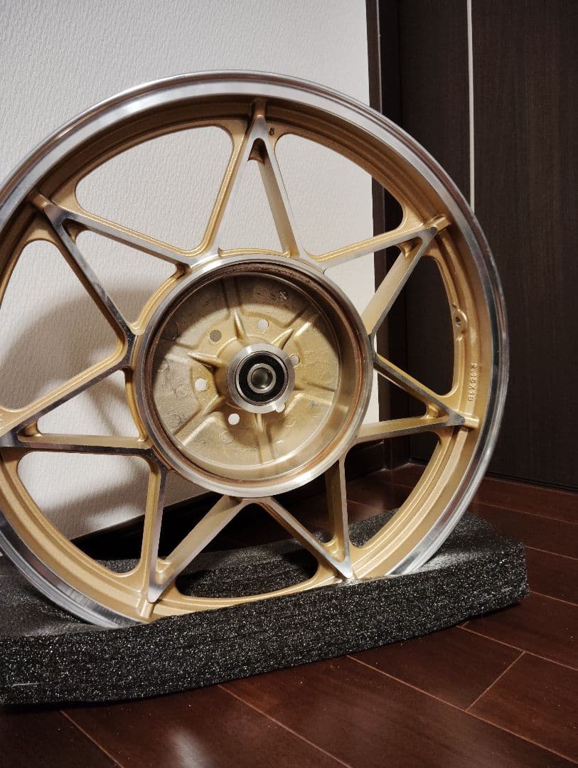 GS400セブンスターキャスト社外　ゴールド ホイール　GSX400E