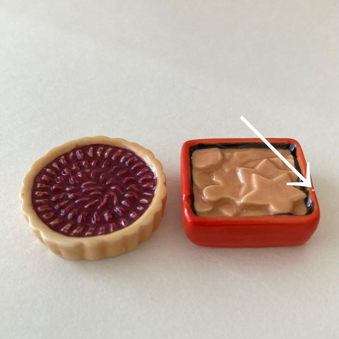 アルザス伝統菓子のフェーヴ10個セット　フランス雑貨　ミニチュア　陶器