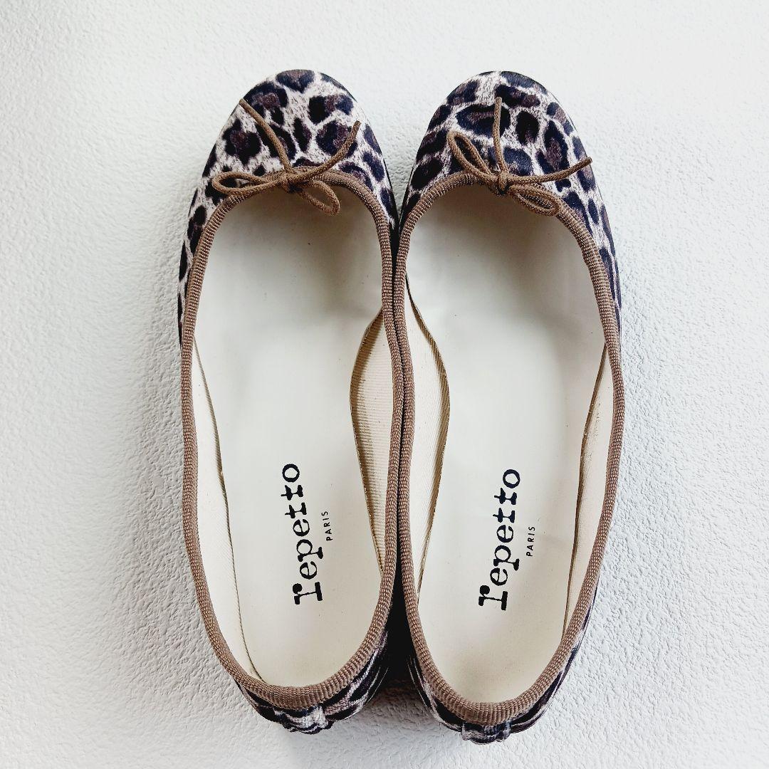 美品♬箱付き♬　レペット　レオパード柄パンプス　フラットシューズ　35　ヒョウ柄