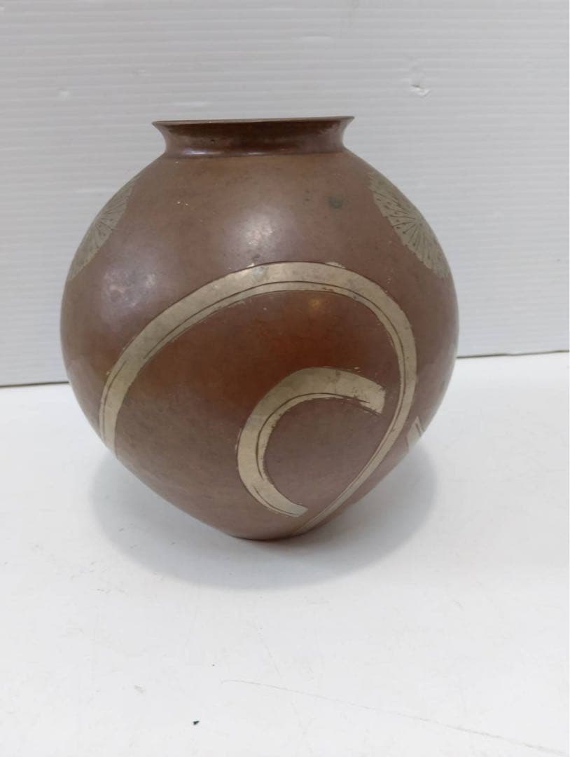 【希少/鳳山刻印】銅製 花瓶 たんぽぽ 蒲公英 槌目 伝統工芸 高岡銅器 壺