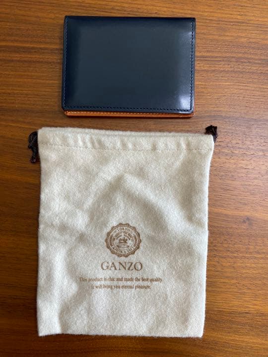 ガンゾ　カードケース