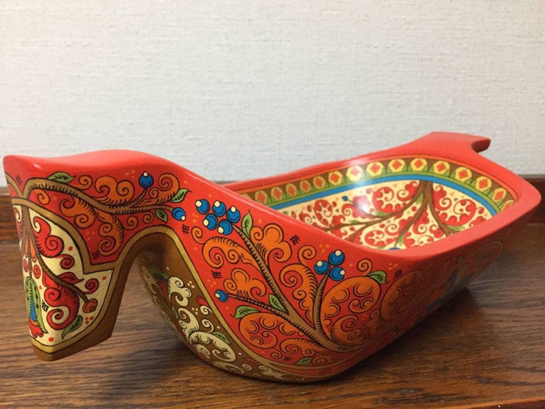 ロシア雑貨☆馬型の飾り皿 縁起物 アルハンゲリスク オリガ作 マトリョーシカ