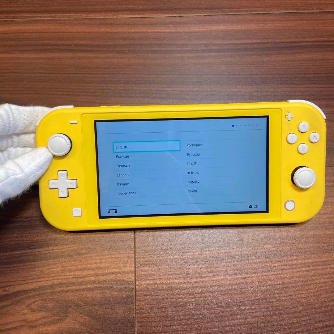 ニンテンドー Switch Lite 本体 イエロー ほぼ新品 5732