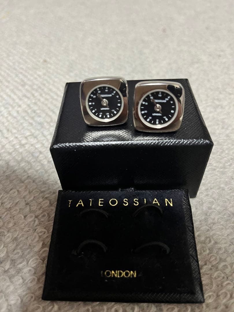 TATEOSSIANの温度計のカフリンクス