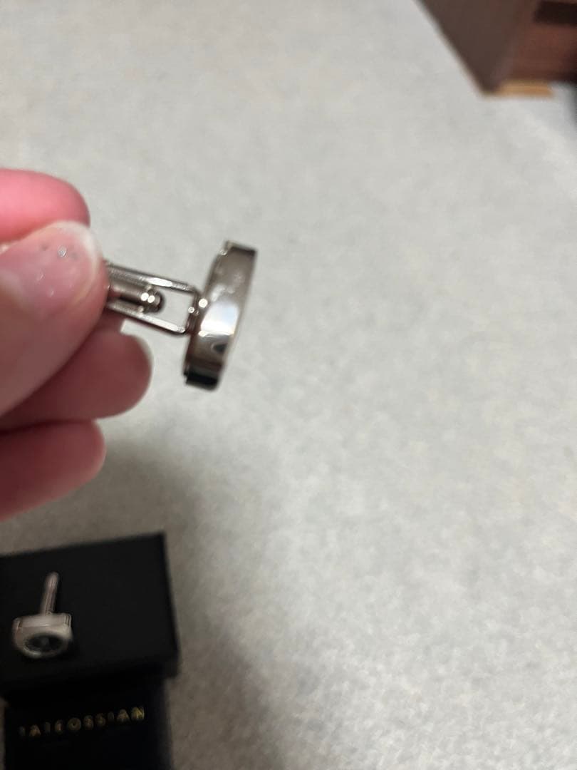 TATEOSSIANの温度計のカフリンクス