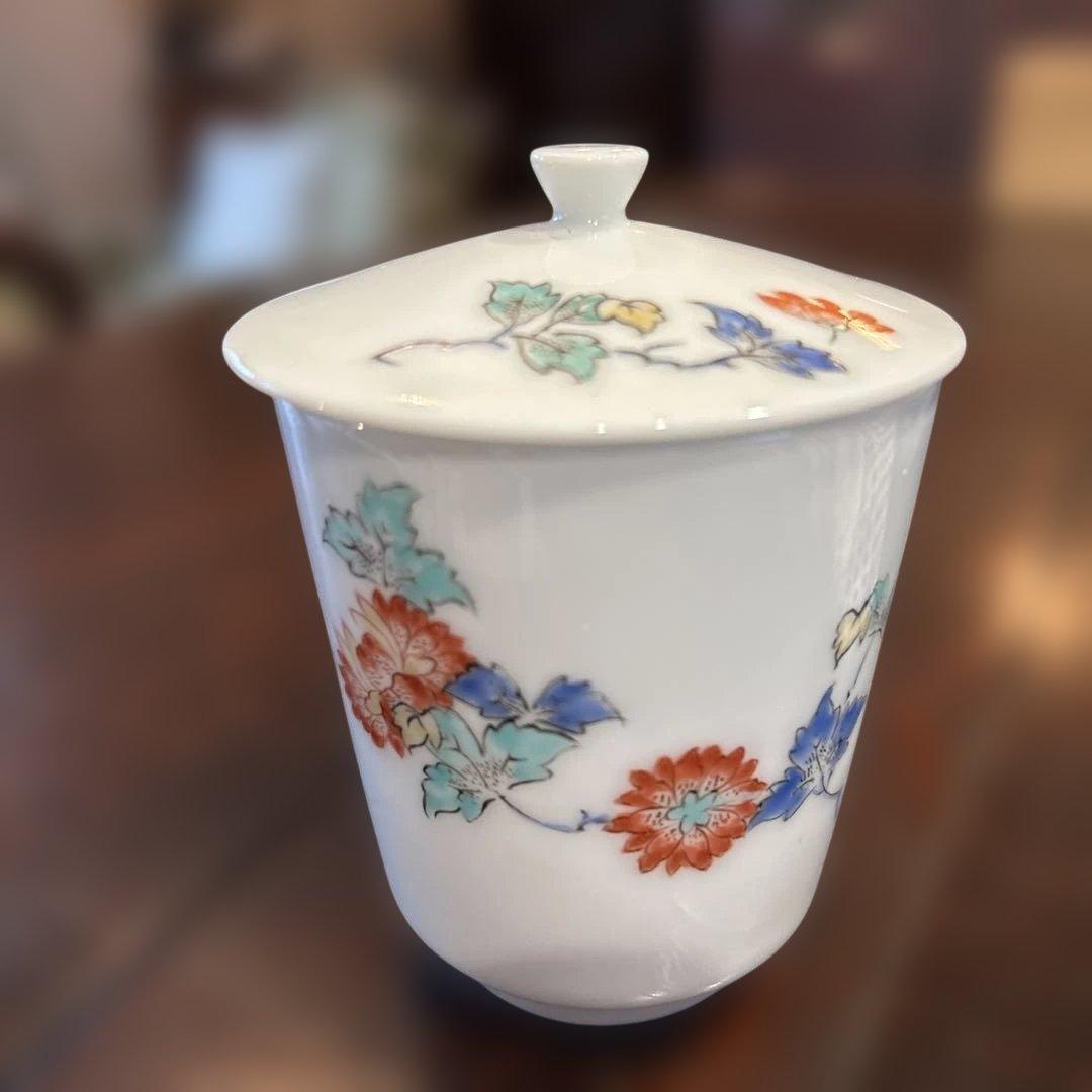 新春SALE 十四代柿右衛門　錦　蓋つき湯呑み椀 牡丹　磁器製