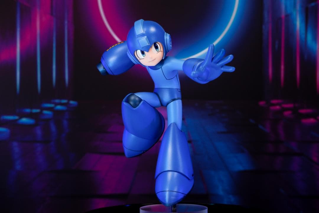 ロックマン megaman フィギュア ルミナスタ リペイント