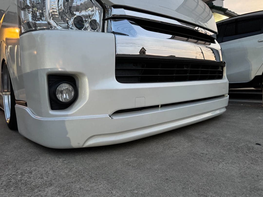 ハイエースワイド4型　フロントスポイラー