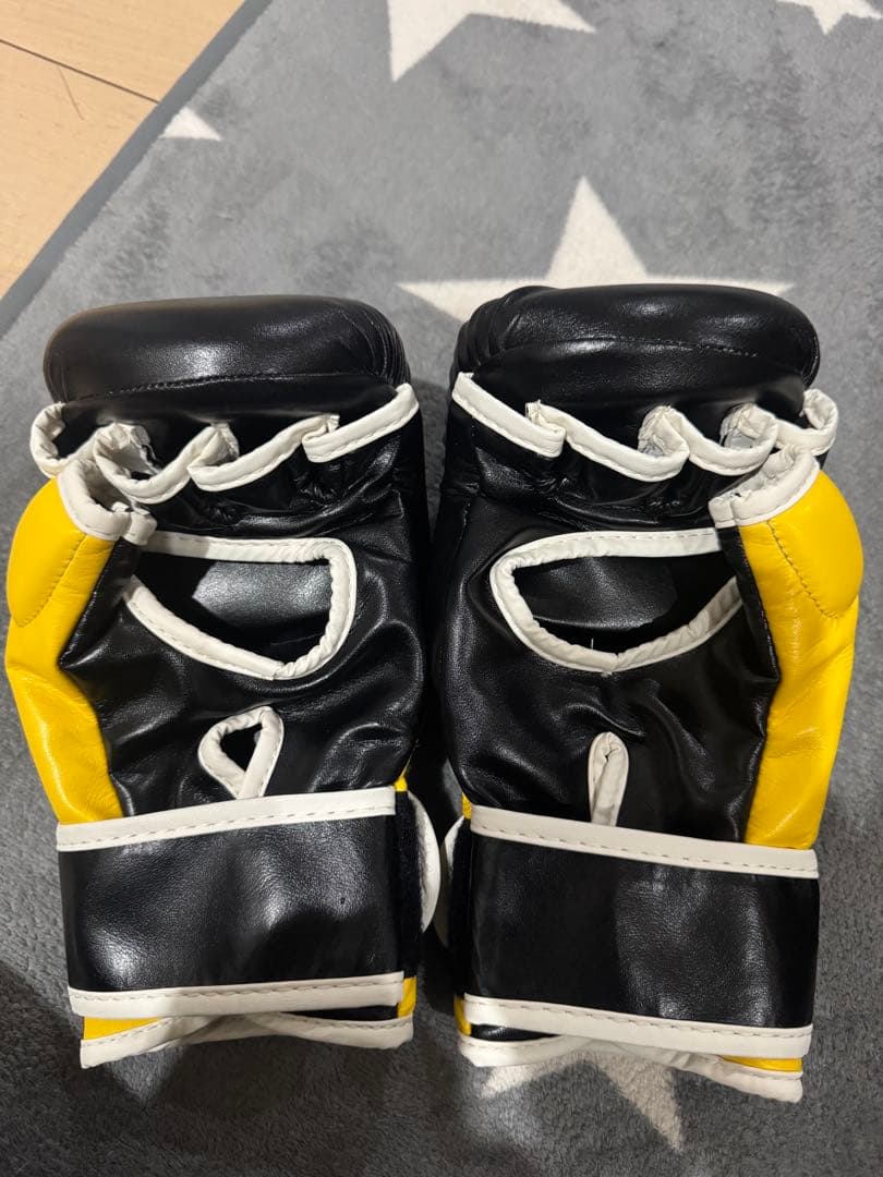Fairtex パウンドグローブ黒/黄　新品未使用