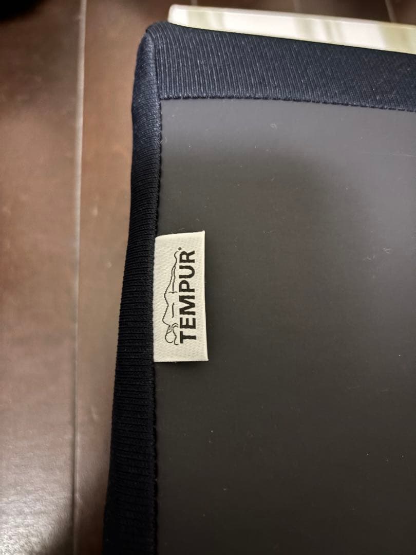 【美品】テンピュール シートクッション 椅子用クッション 正規品（箱・説明書付）