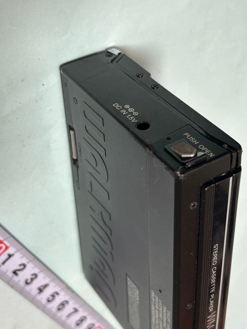 ソニーウォークマン「SONY WALKMAN WM-40」