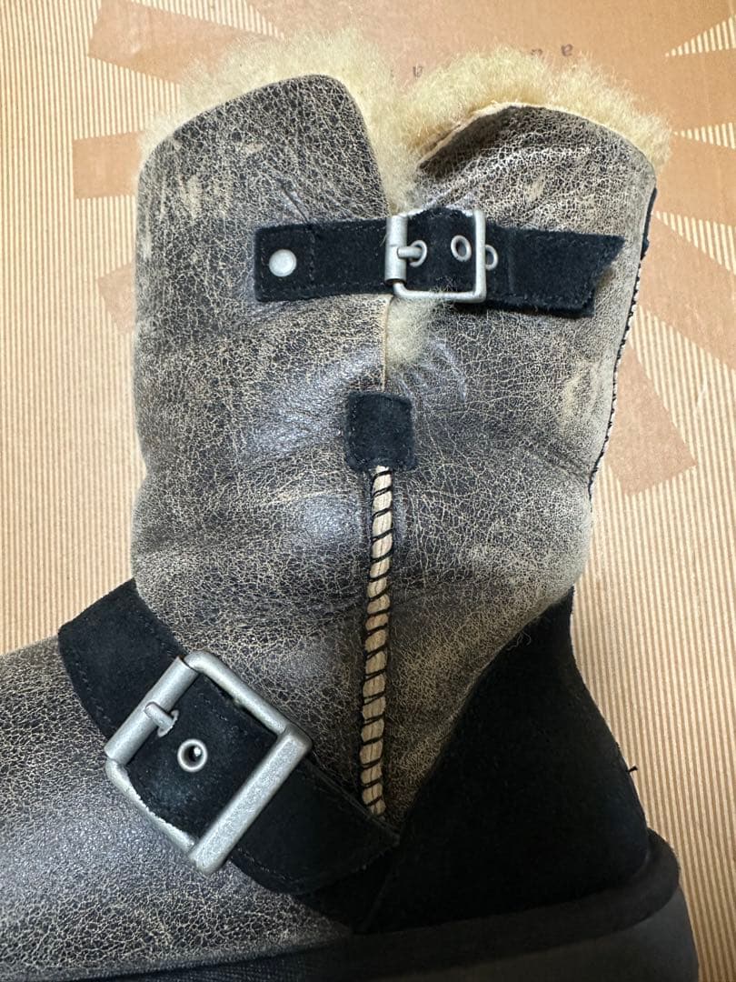 激レア　UGG ムートンブーツ　サイズ26cm