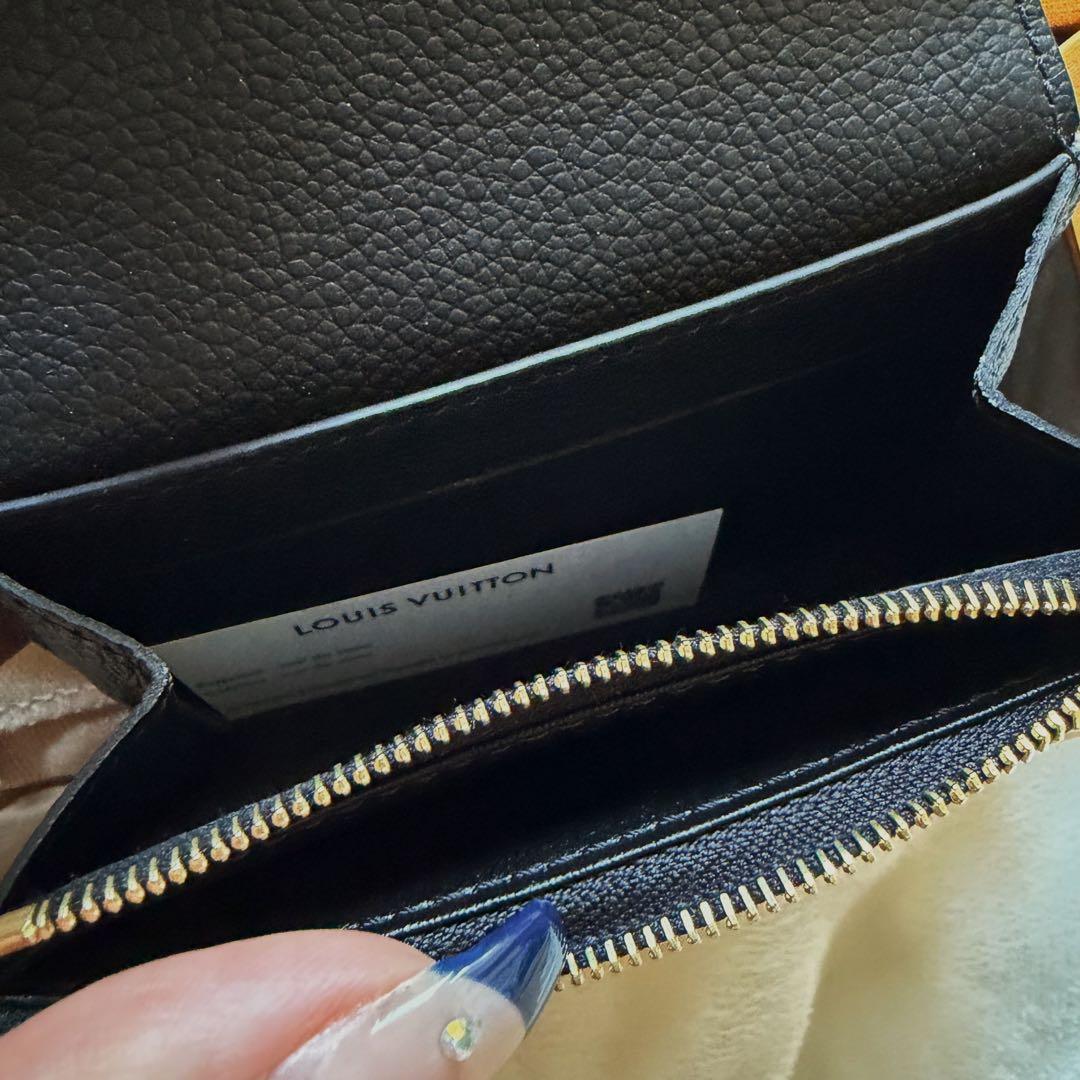 LOUIS VUITTON ポルトモネ・ロザリ