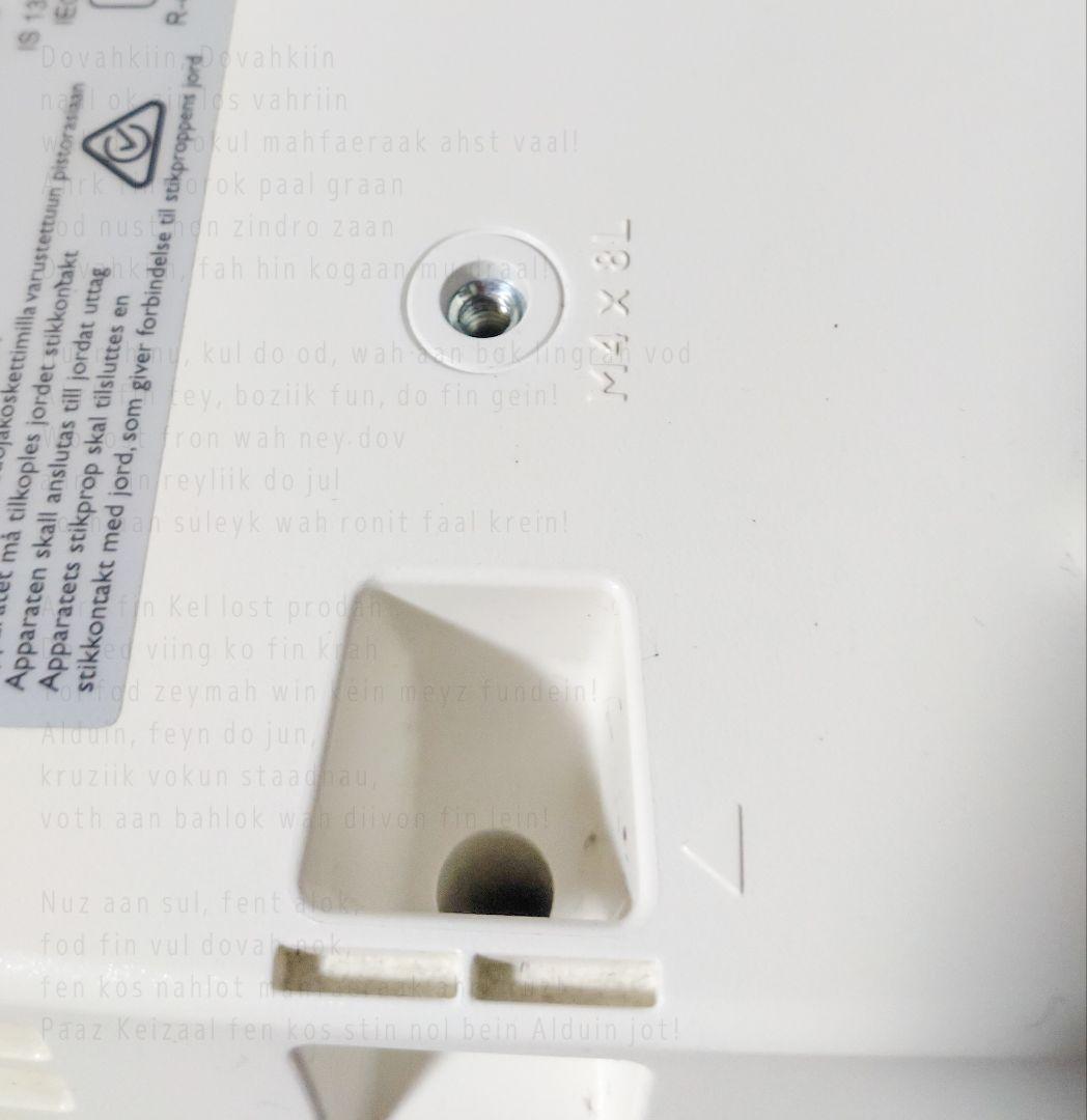 BenQ／ホームシネマプロジェクター TK800