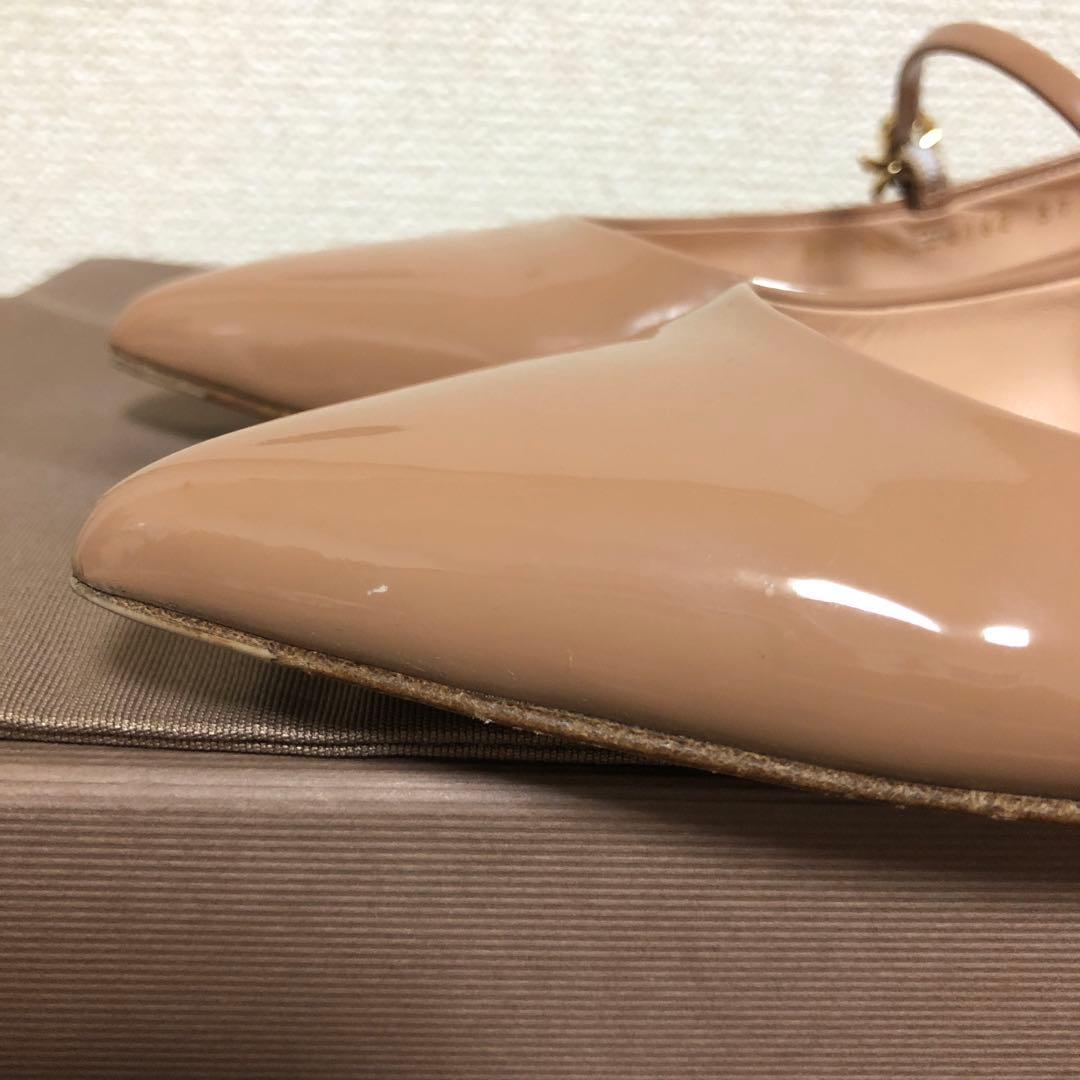 ジャンヴィトロッシ パンプス パテント　フラット　ストラップ　37