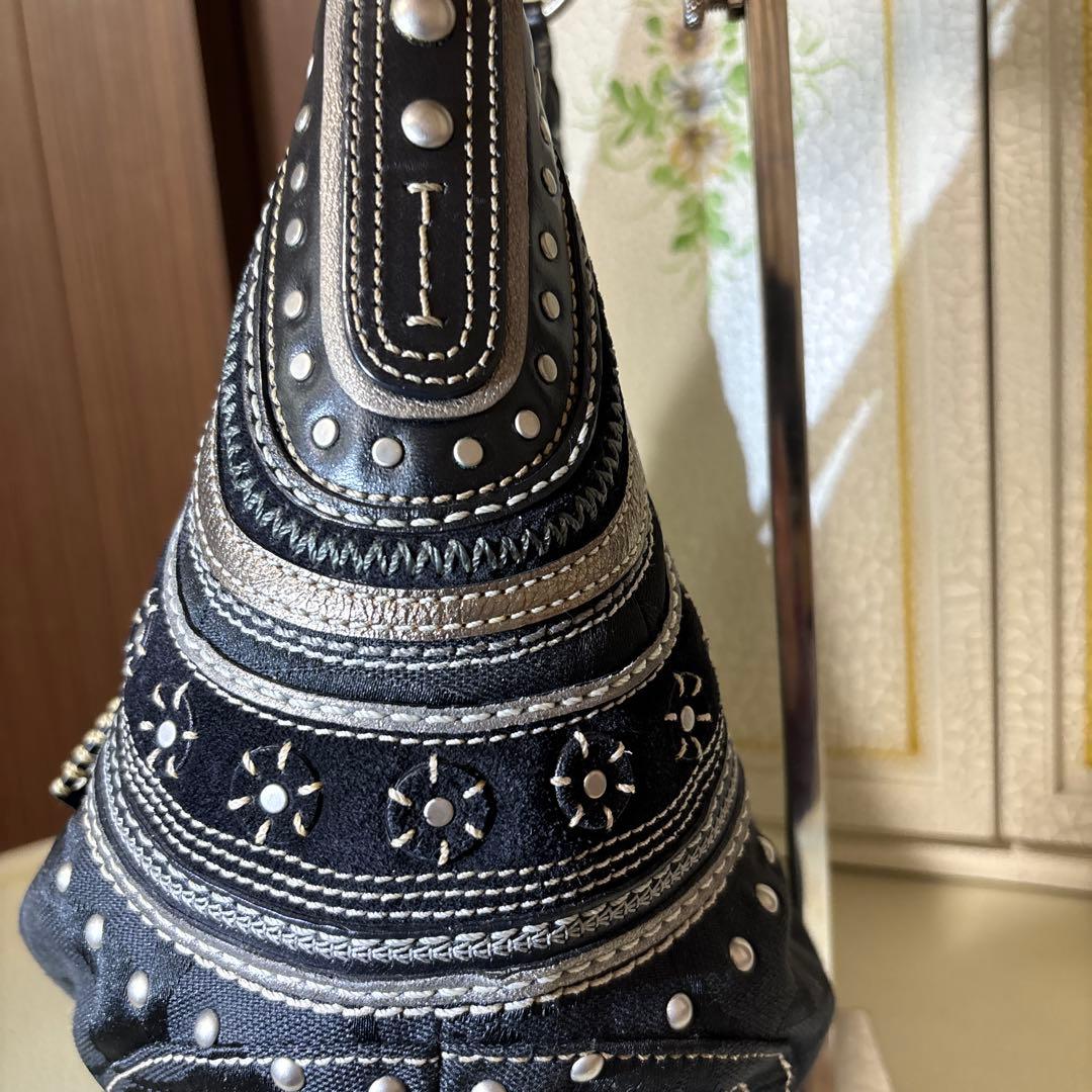 COACH ホーボー ワンショルダースタッズ バッグ 黒