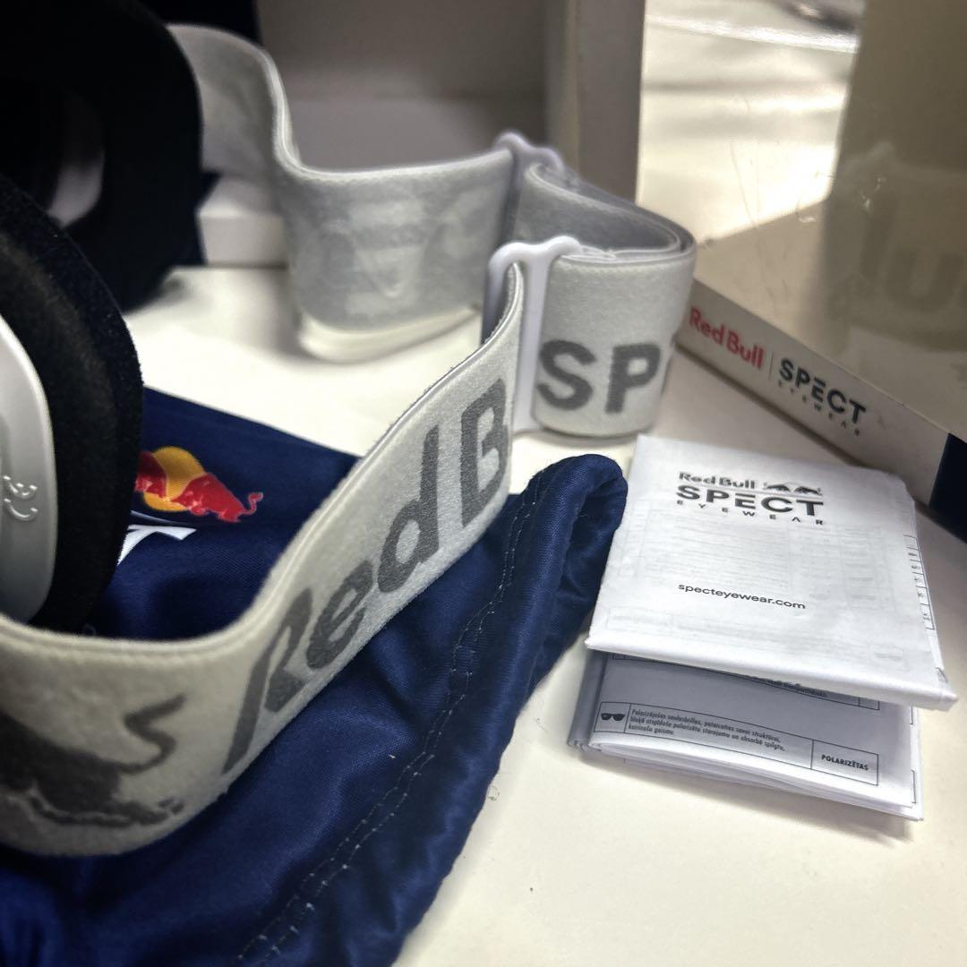 Red Bull SPECT スノーゴーグル eyewear