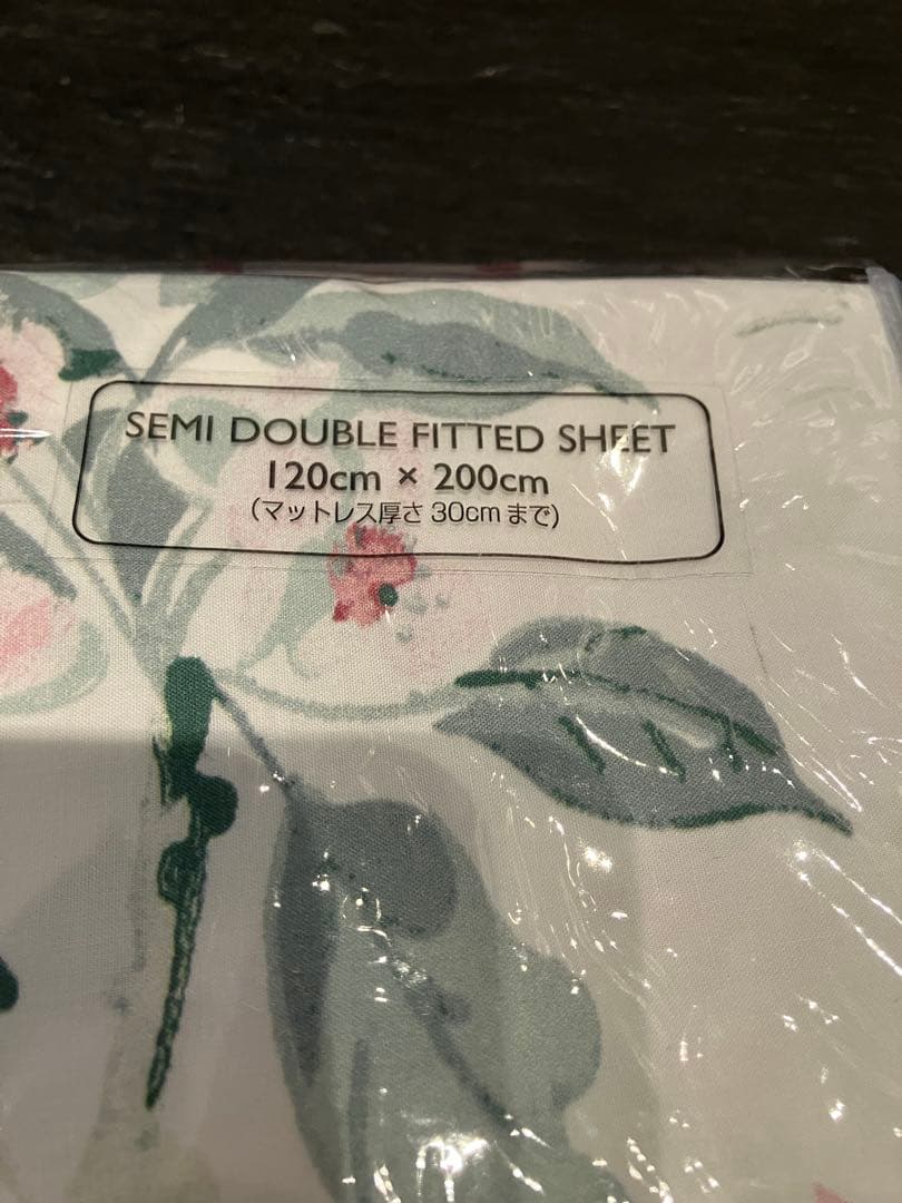 ローラアシュレイ　ボックスシーツ　セミダブル　新品