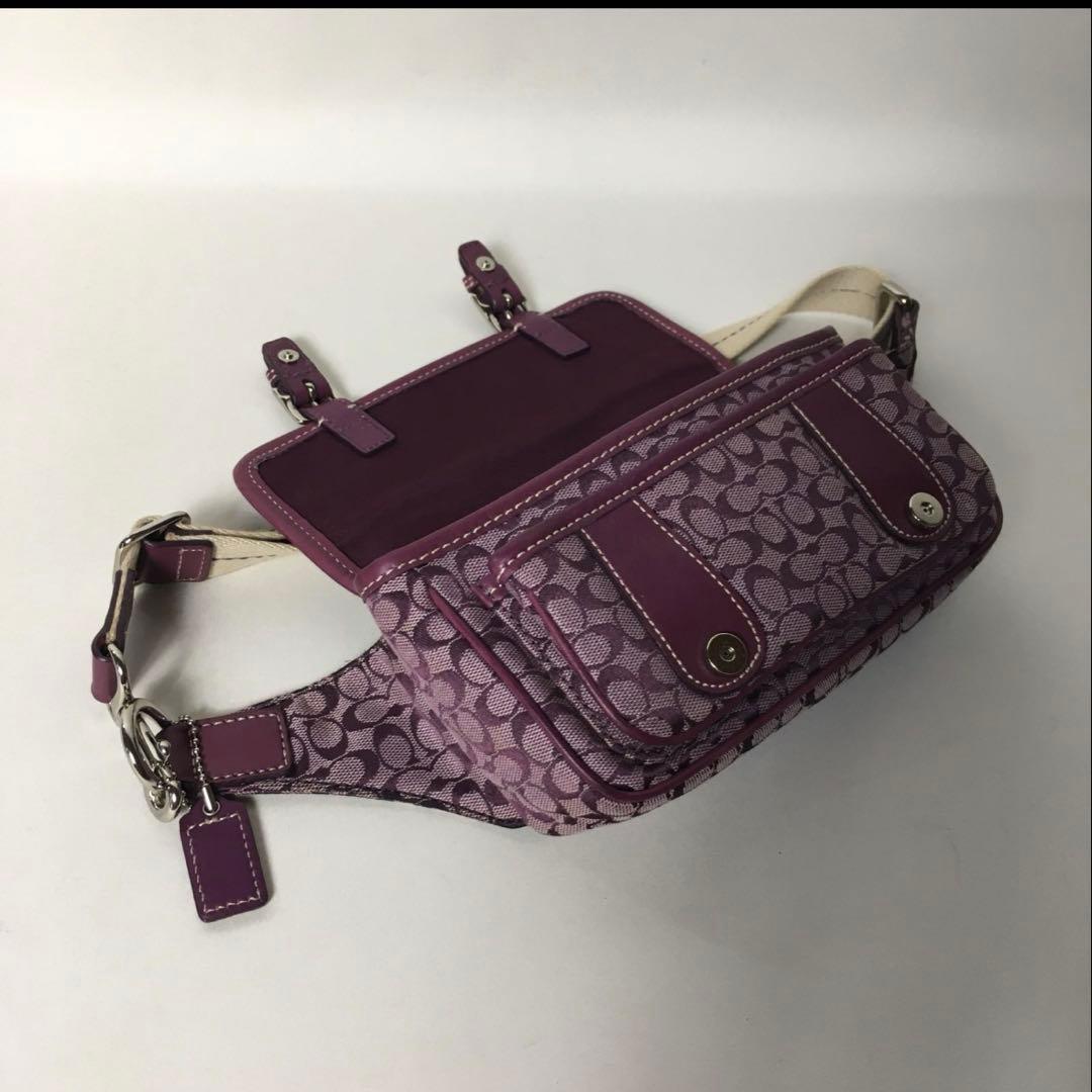 早い者勝ち【美品】コーチ　ミニシグネチャー　ベルトバック　人気色✨パープル