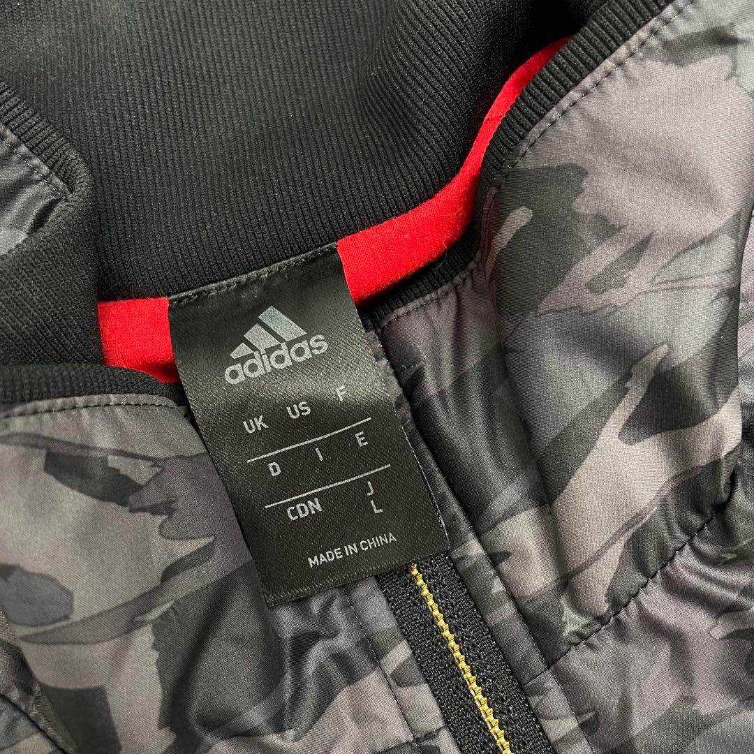 新品‼️迷彩アディダス プロフェッショナルのウインドブレーカー上下セットアップ