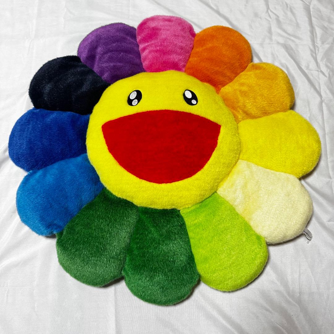 【美品 】カイカイキキ 村上隆 お花 フラワークッション ぬいぐるみ インテリア