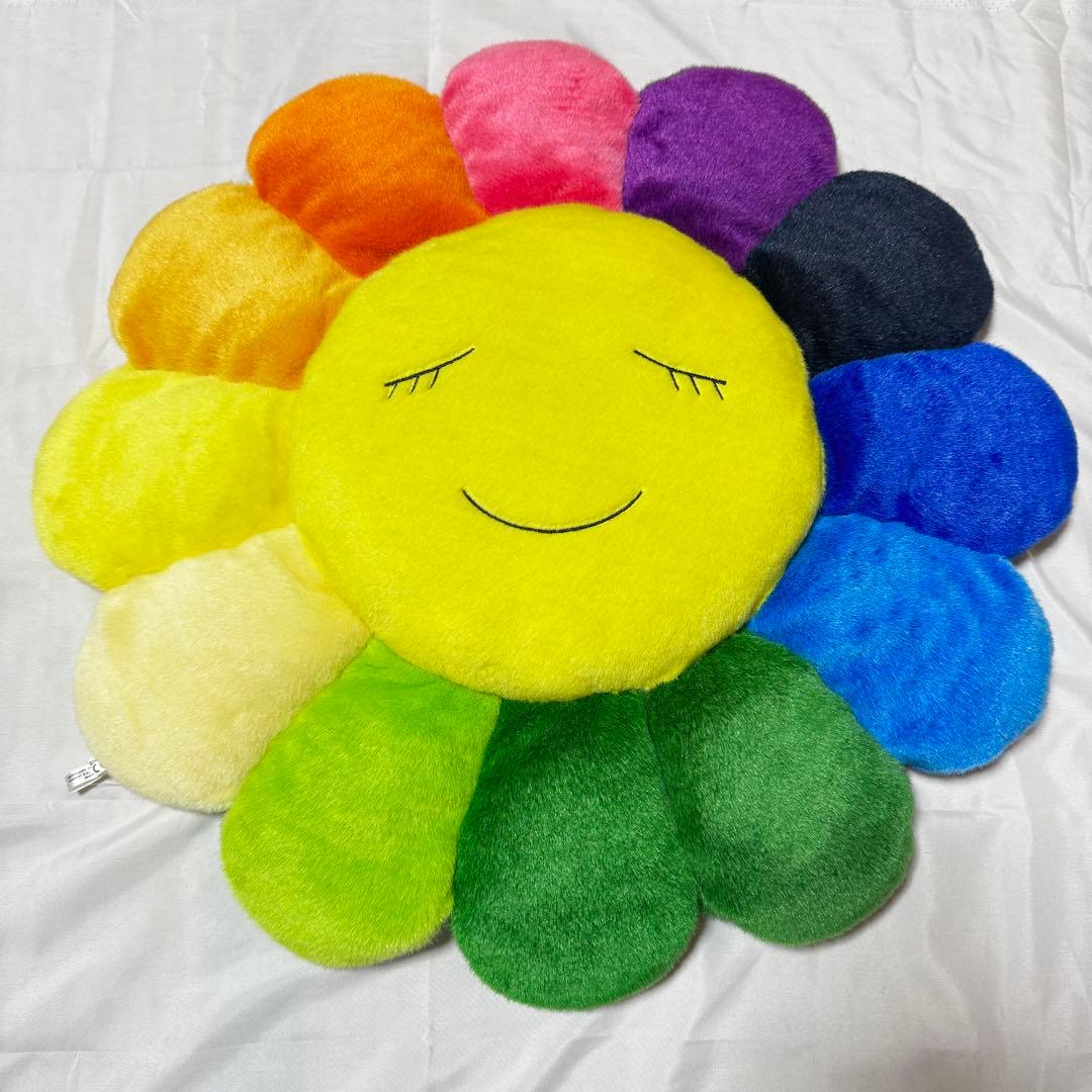 【美品 】カイカイキキ 村上隆 お花 フラワークッション ぬいぐるみ インテリア