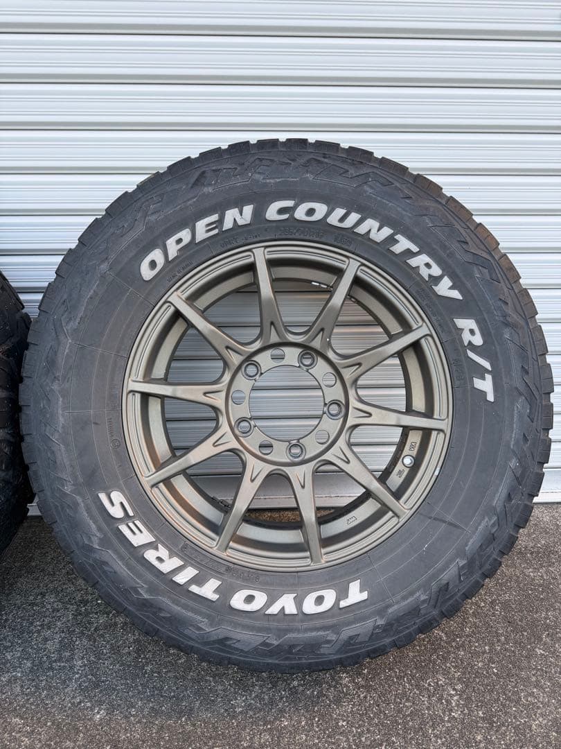 2020年製 トーヨー オープンカントリー R/T 235/70R16 4本