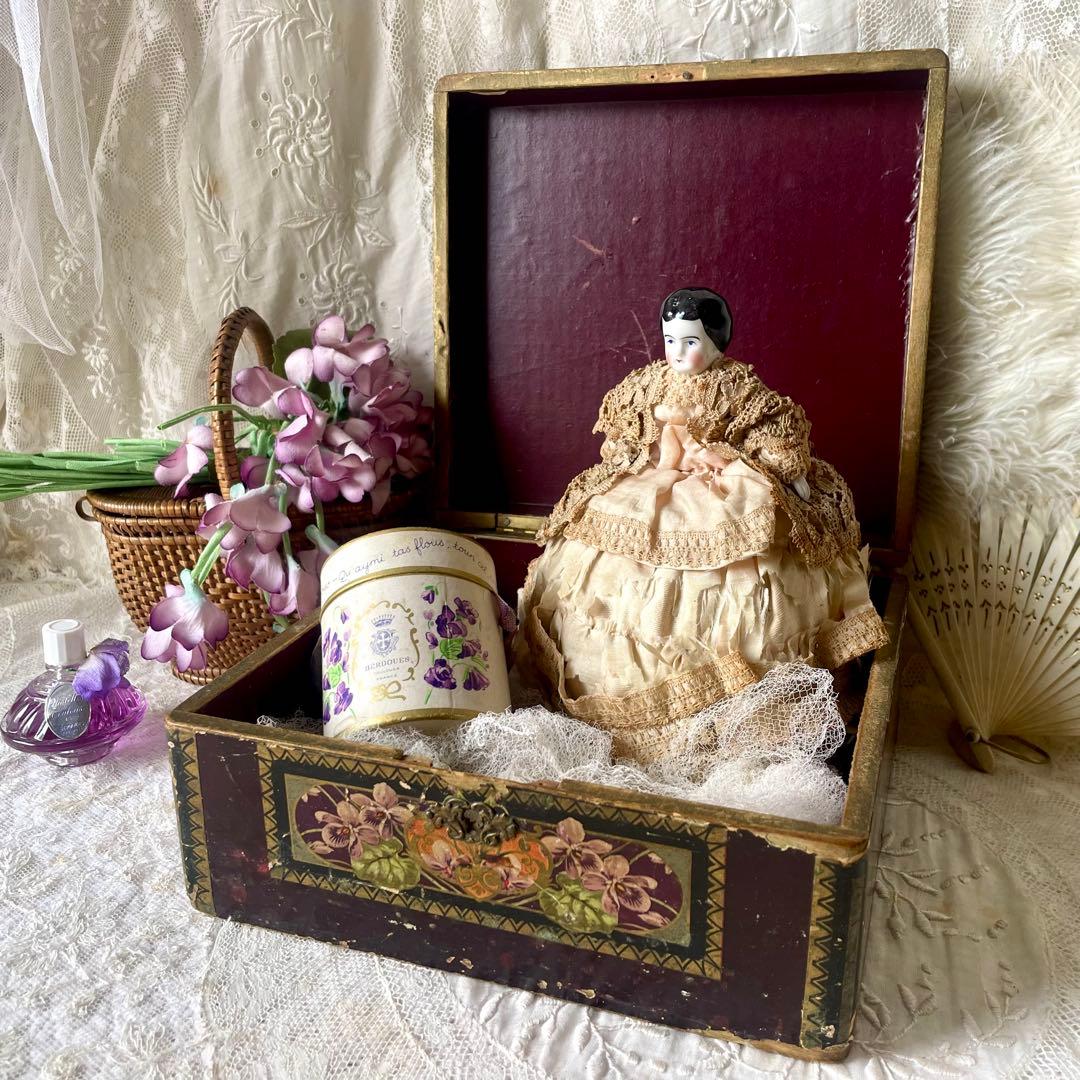 すみれの木製ボックス　スミレ　菫　箱　フランスアンティーク　フランスアンティーク