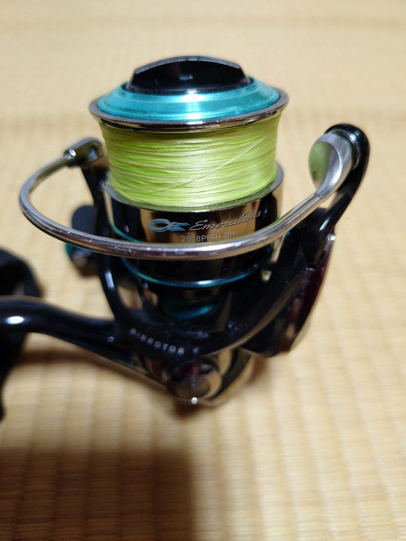 A*d様 ダイワ スピニングリール エメラルダス　2508PE-H-DH