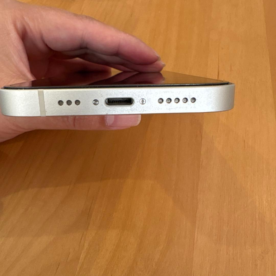 Apple iPhone 13 スターライト 128GB バッテリー89%