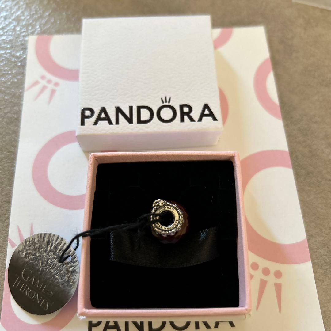 新品未使用！Pandora⭐︎ゲームオブスローンズ　アイスアンドファイアチャーム
