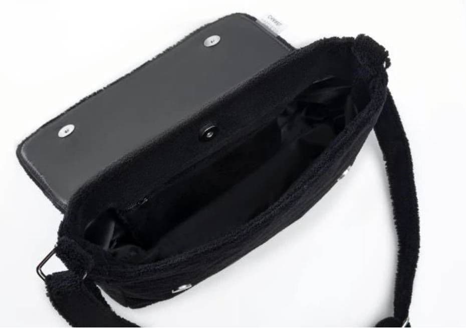 ゆいなショルダーバッグ ホワイト ノベルティ