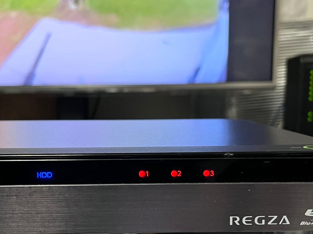 4K 1TB 3番組録画　東芝　レグザ　ブルーレイレコーダー　DBR-T650
