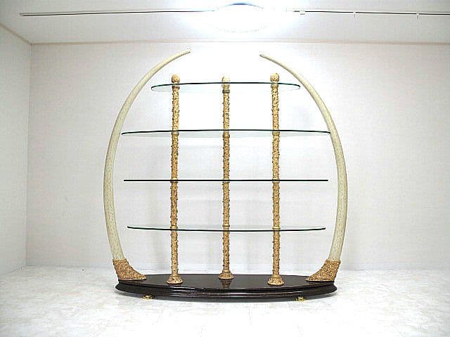 イタリア製 高級輸入家具 多段シェルフ ポリストーン×ガラス クラシック 飾り棚