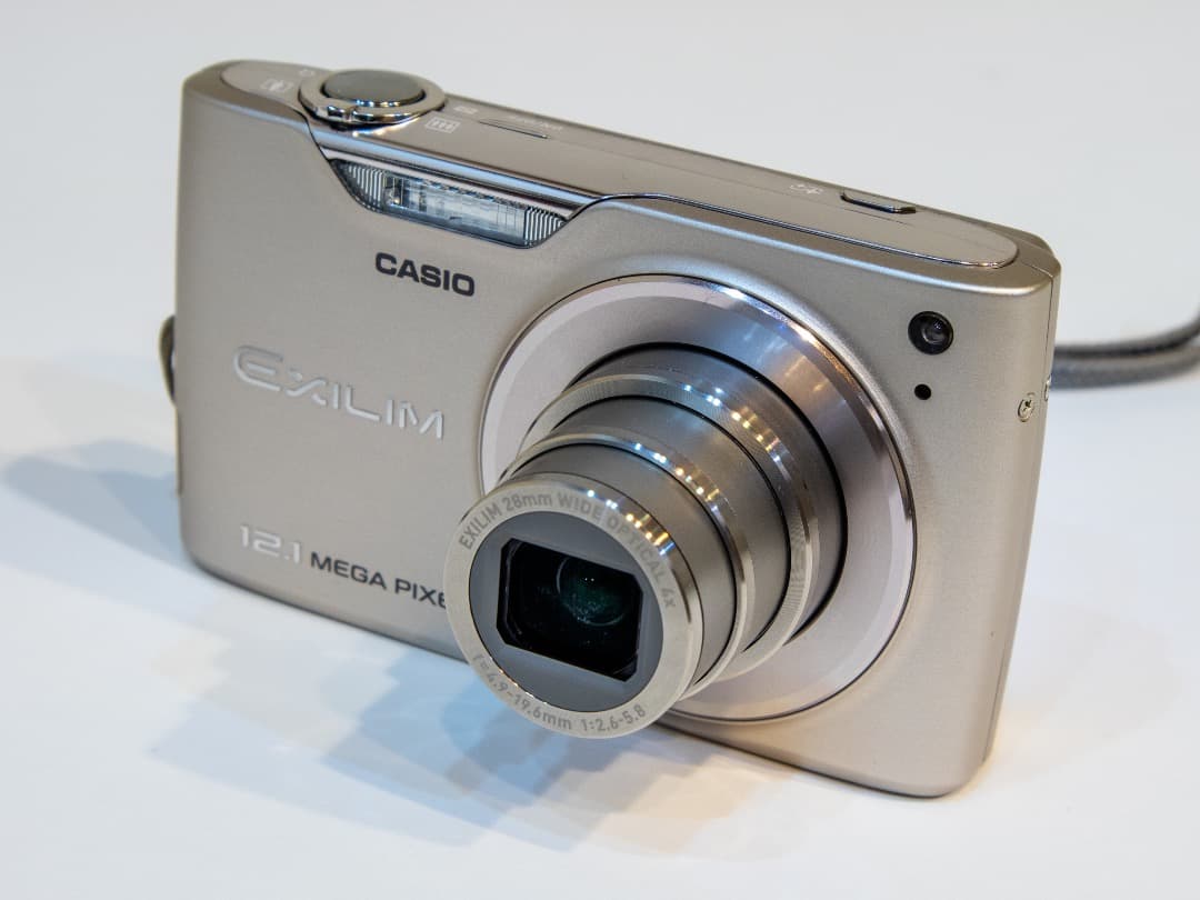 CASIO カシオ　EXILIM EX-Z450　コンデジ