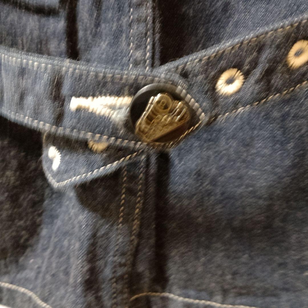 SUGAR CANE ウォバッシュベスト形が違います。ボタンが、機関車です。美品