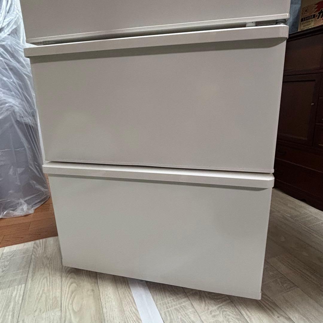 AQUA冷蔵庫 272Lホワイト3枚とびら AQR-27M2(W)