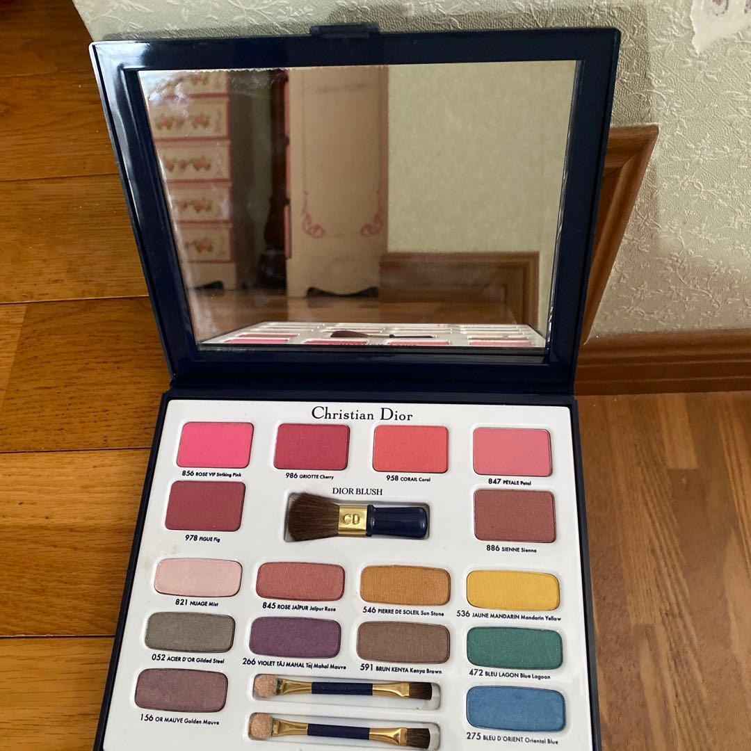 Christian Dior アイシャドウパレット