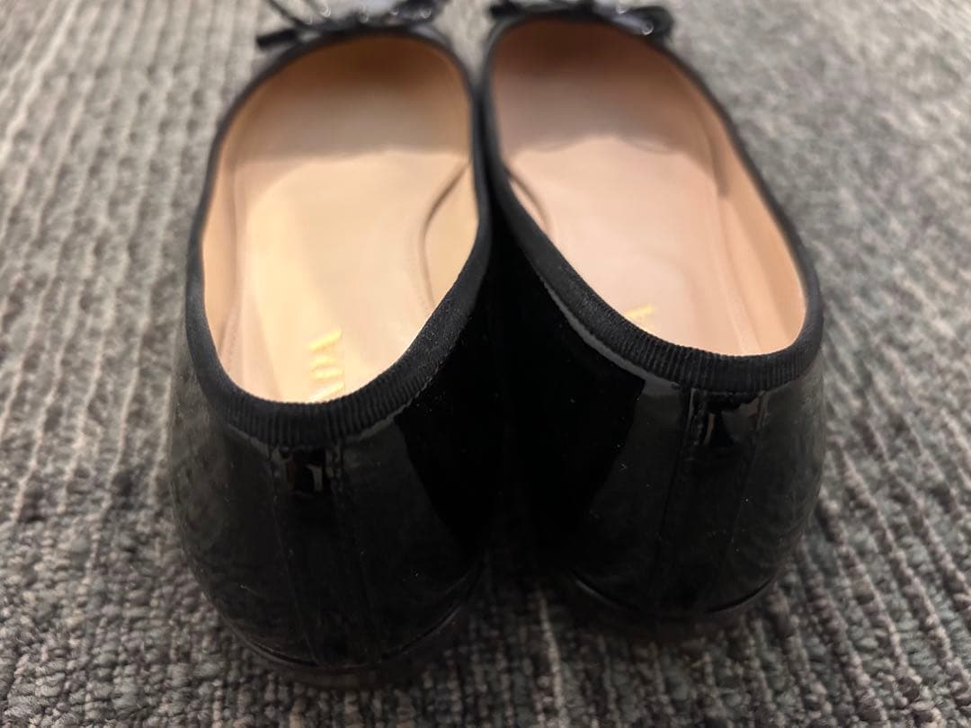 PRADA バレエシューズ