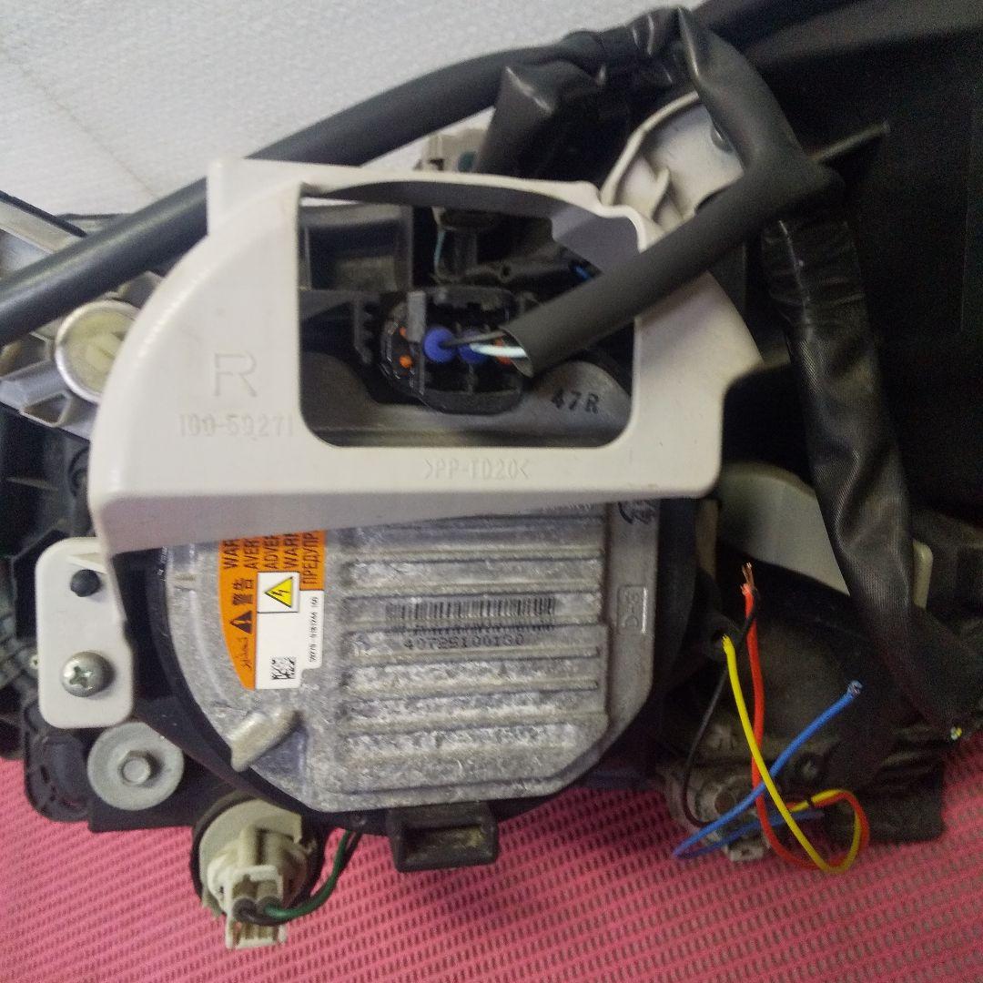 ワゴンR ヘッドライト MH44S HID 青色イルミネーション