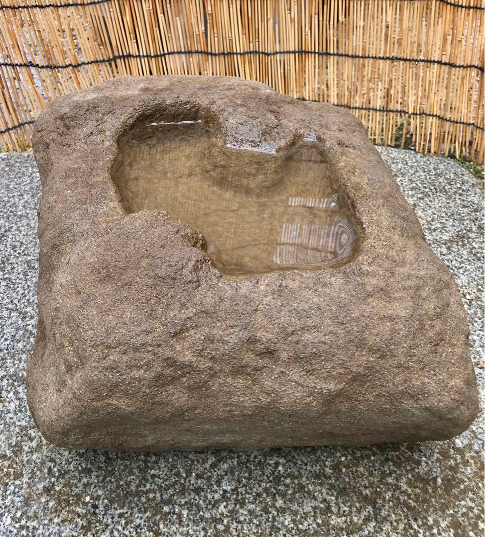 更に値下げ中【天然石・石鉢・蹲・水鉢・坪庭石・箱庭・バードバス】庭石オブジェ置物