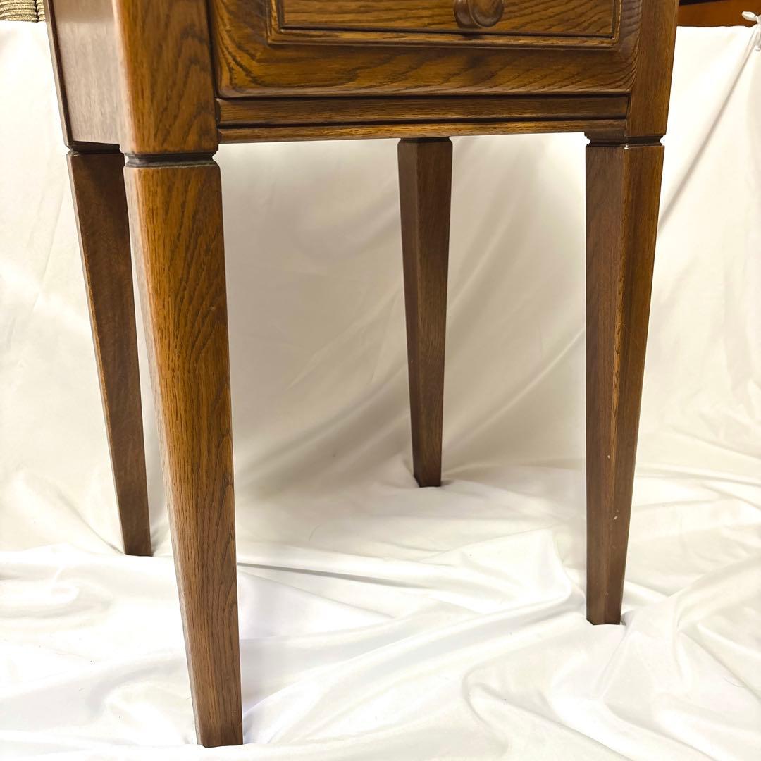 イタリアGiglio社　マホガニー木製サイドテーブル ガラス天板　2つ引き出し