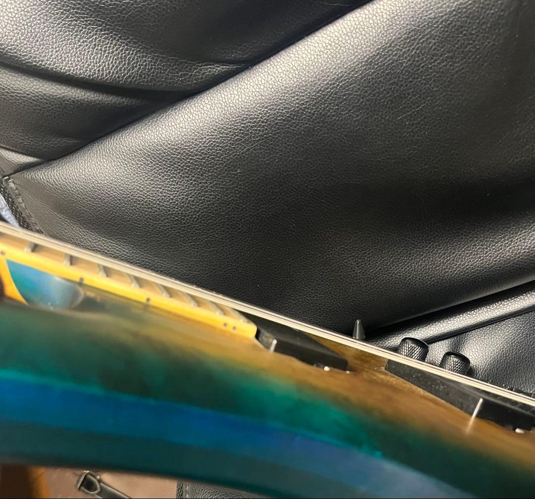 Legator ヘッドレス　エレキギター　6弦