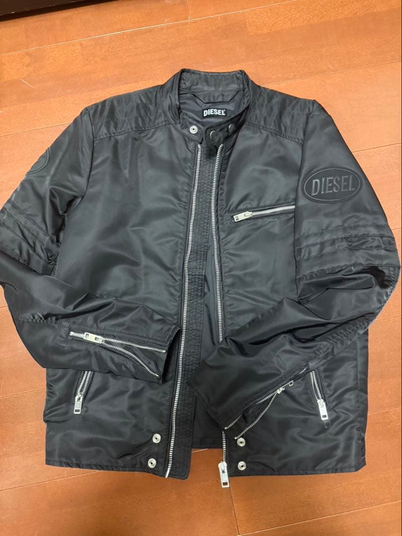 DIESEL 黒 ナイロンジャケット